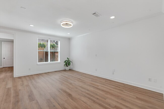 Building Photo - 143 Kendrick Pines Blvd
