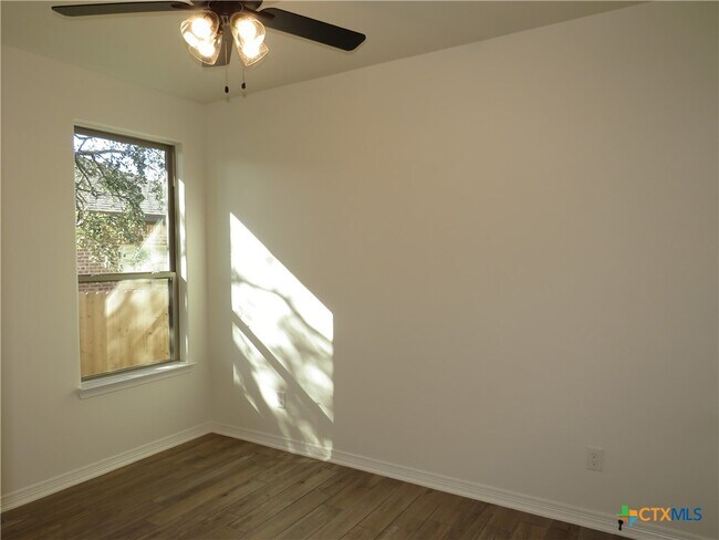 Building Photo - 3225 Tortuga Ct