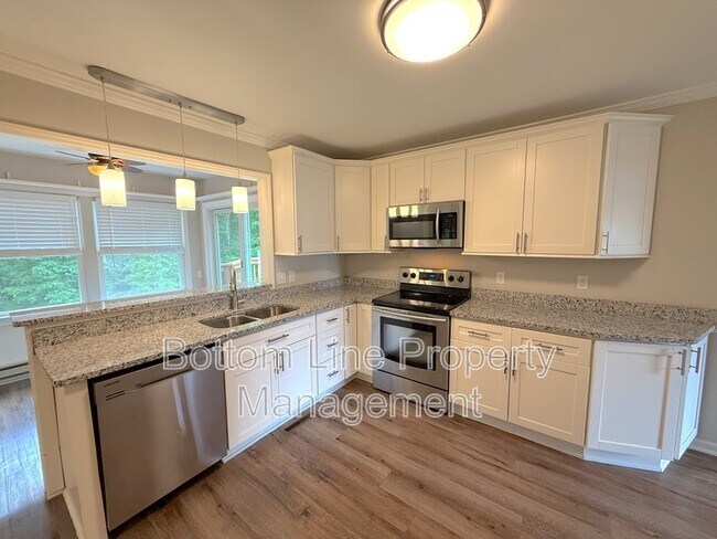 Building Photo - 4050 Leafmore St