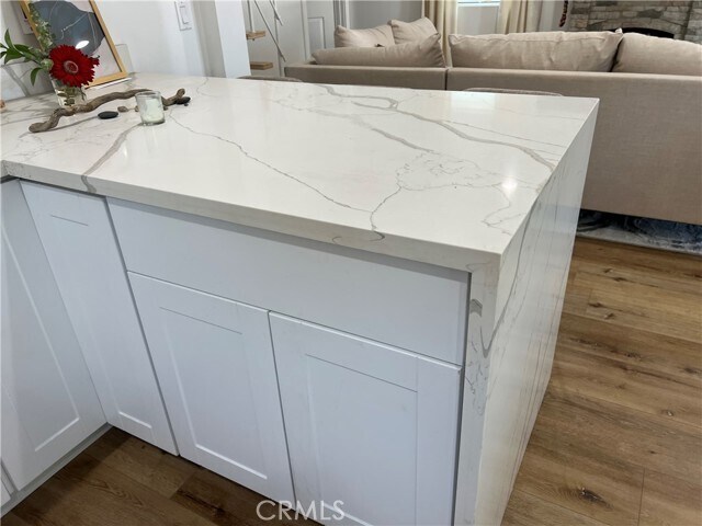 Building Photo - 9528 Redfern Ave