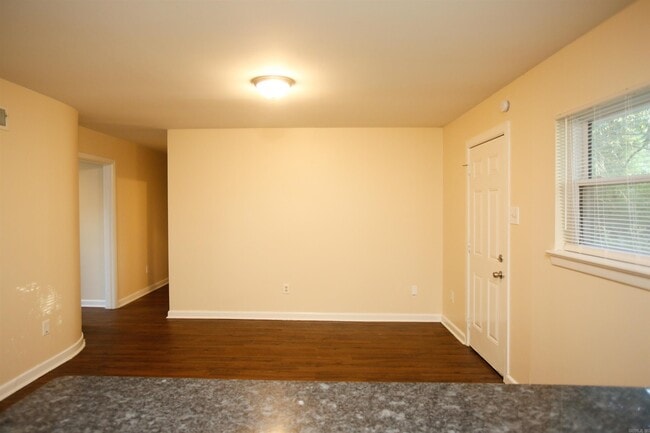 Building Photo - 6914 Juniper Rd