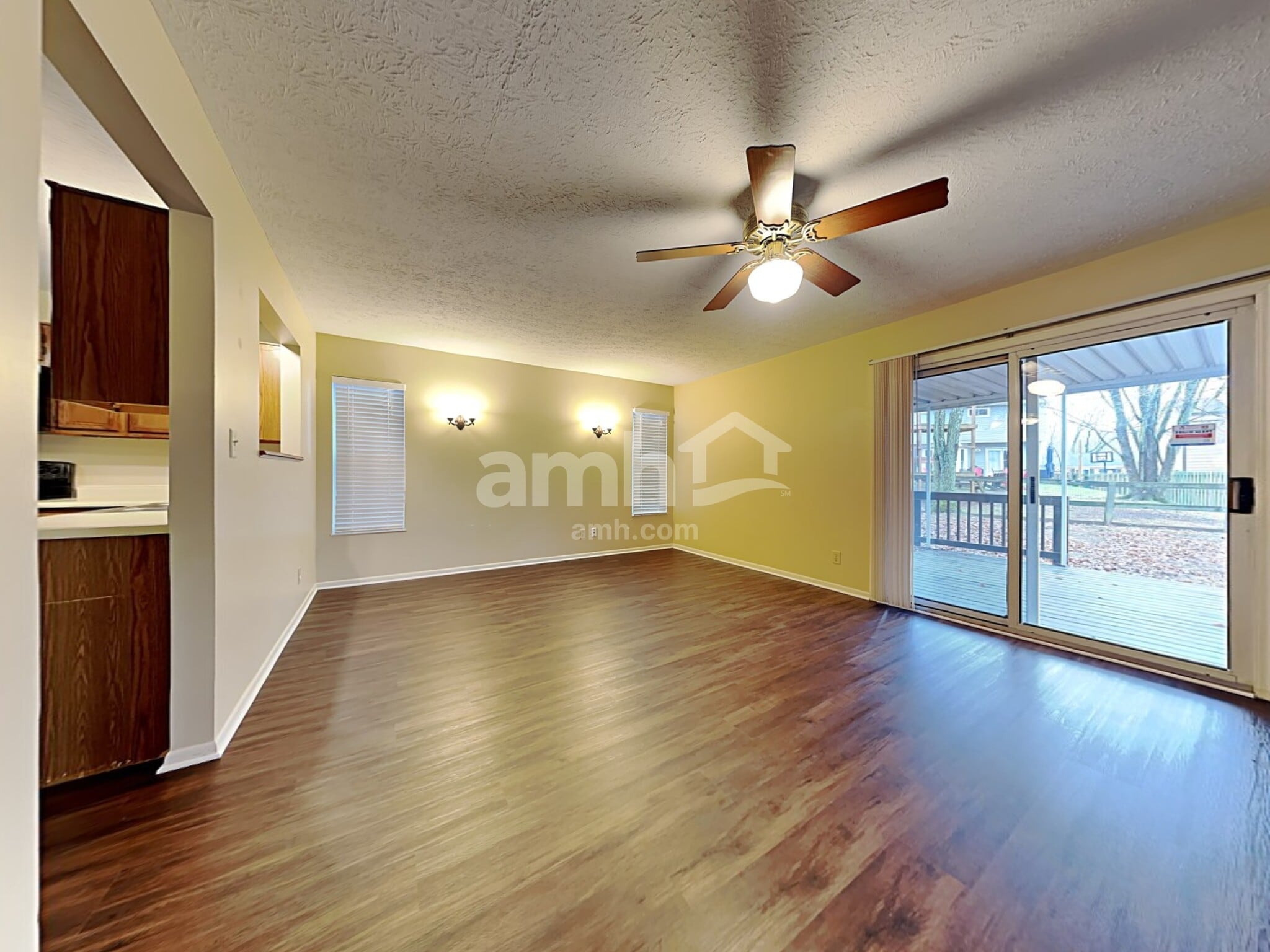 Building Photo - 6785 Upland Ct