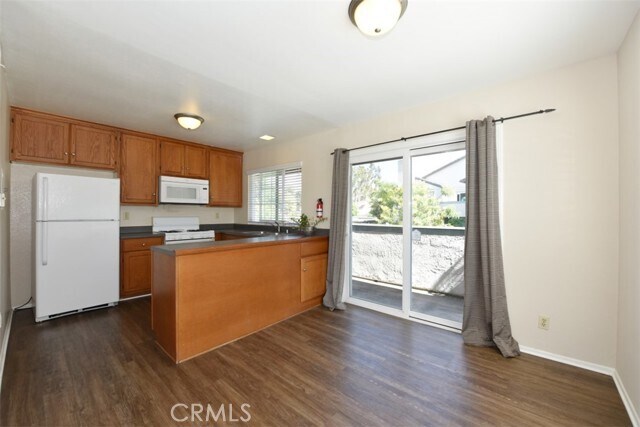 Building Photo - 6 Exeter