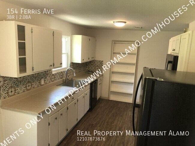 Building Photo - 154 Ferris Ave