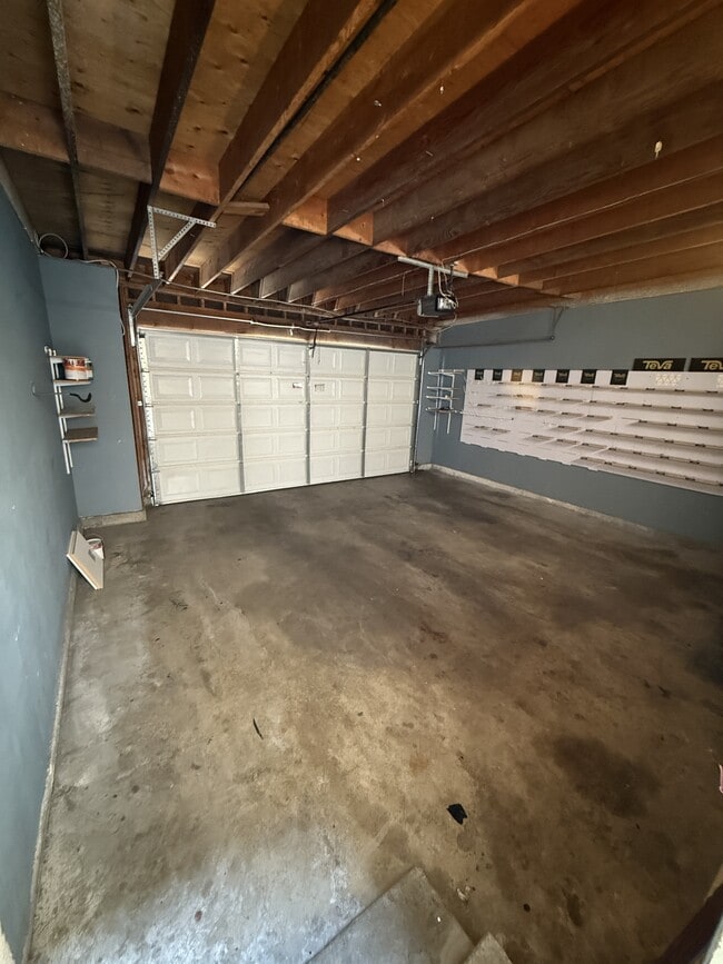 Building Photo - 5209 Perkins Rd