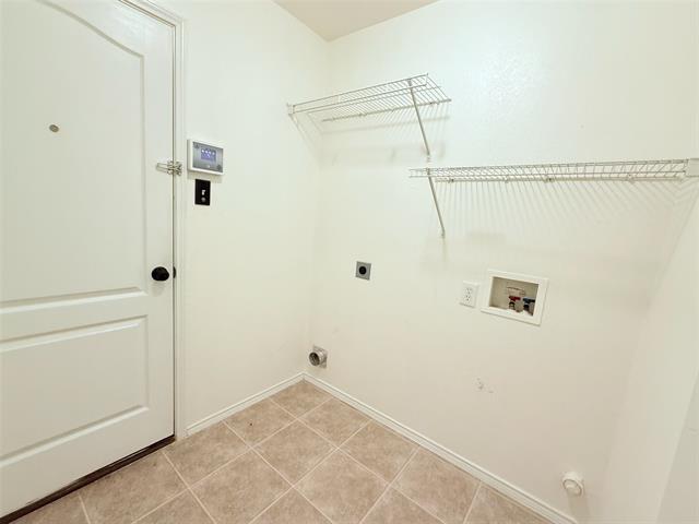 Building Photo - 6700 Periwinkle Dr