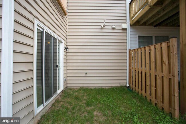 Building Photo - 9029 Christina Pl