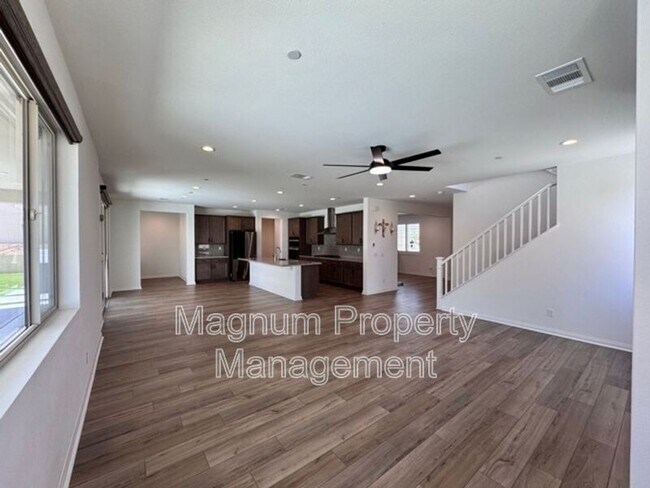 Building Photo - 25181 Desert Sage Dr