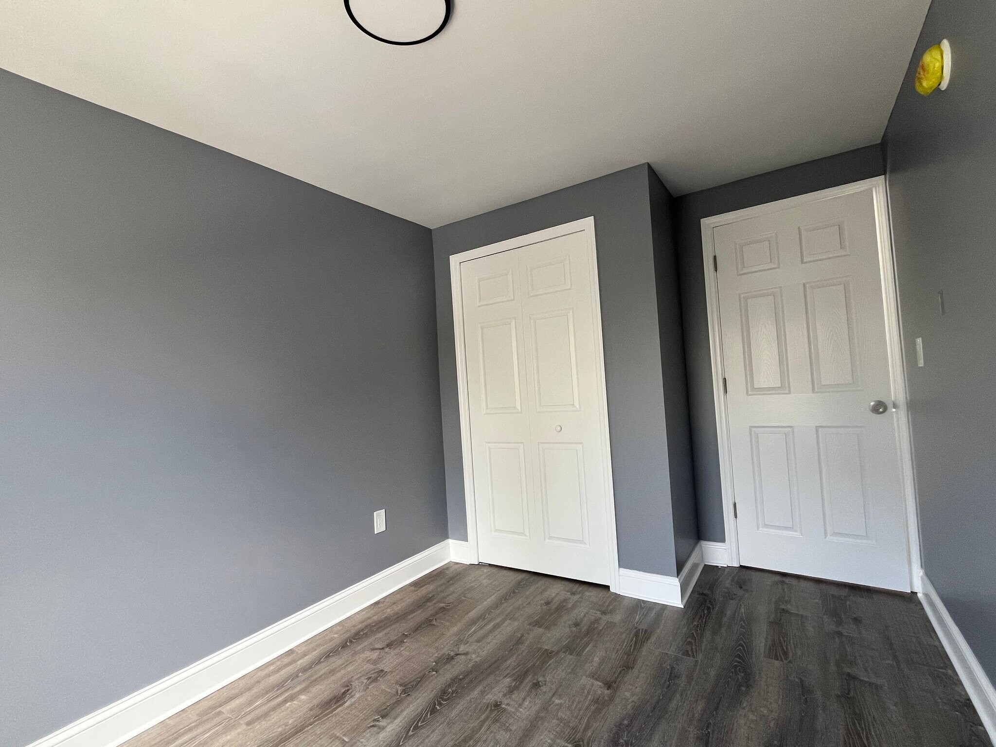 Building Photo - 683 State St