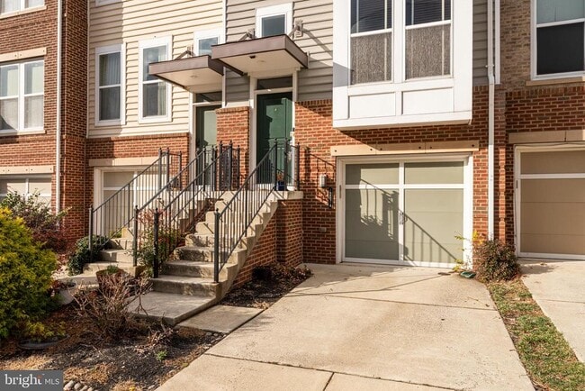 Primary Photo - 42644 New Dawn Terrace