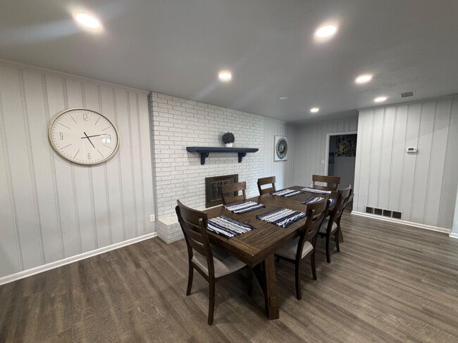 Building Photo - 3706 41st St