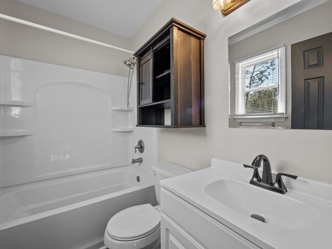 Building Photo - Welcome to Crown Point!