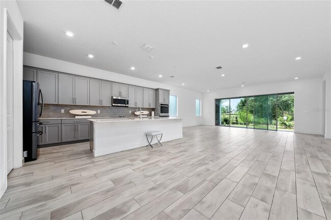 Building Photo - 7687 Bowery Dr