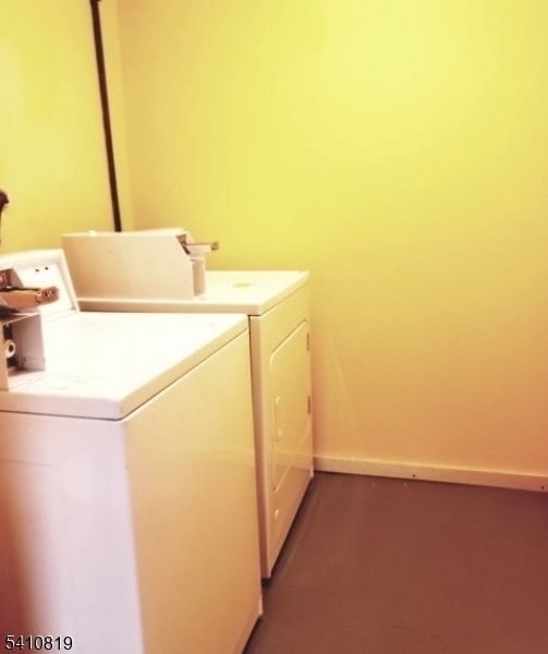 Building Photo - 821 Bloomfield Ave