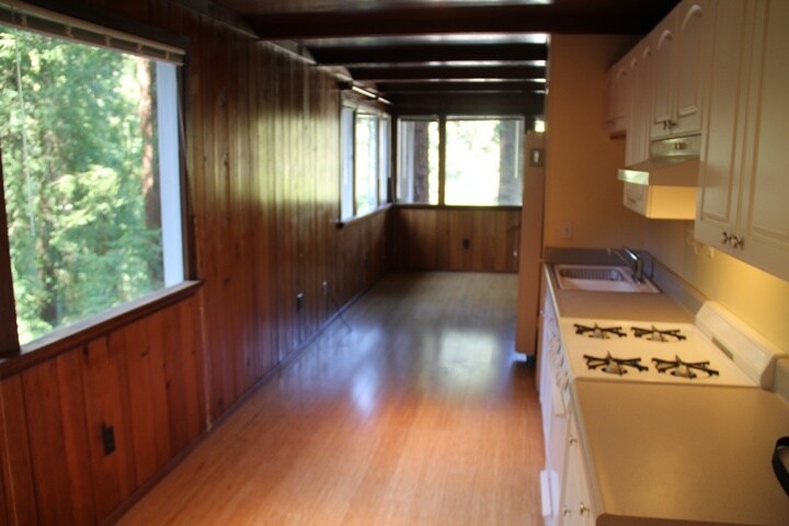 Building Photo - 87 Ethel Ave