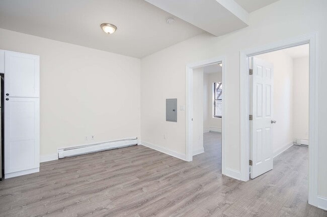 Building Photo - 565 Palisade Ave