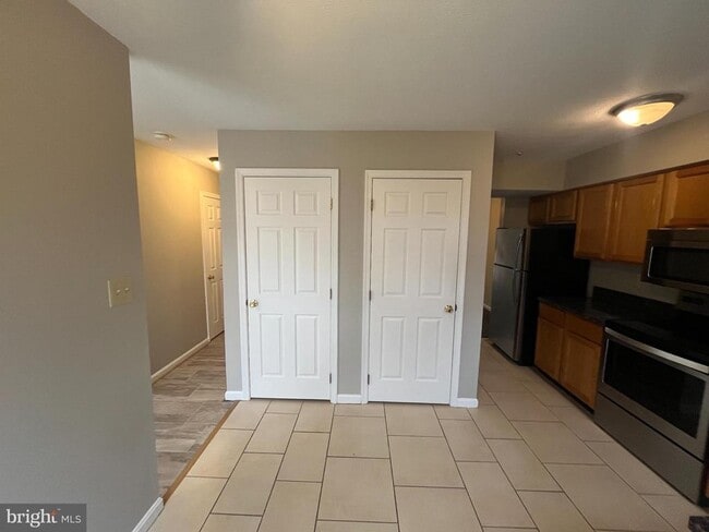 Building Photo - 47745 Devin Cir