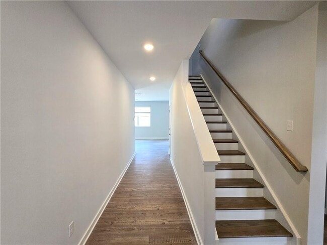 Building Photo - 2694 Mourning Dove Dr