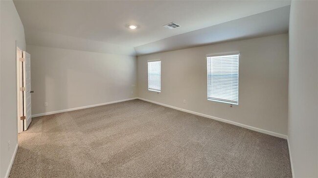 Building Photo - 6101 Green Meadow Ln