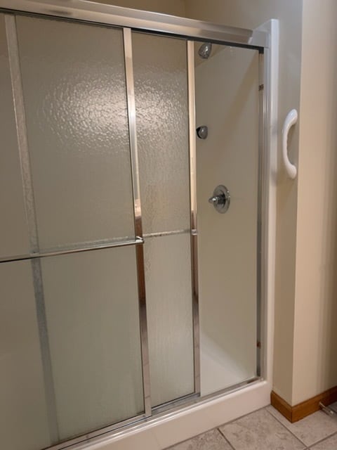 Building Photo - 218 Dale Haven Dr