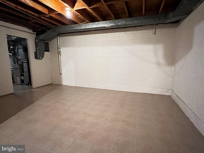 Building Photo - 10863 Bucknell Dr