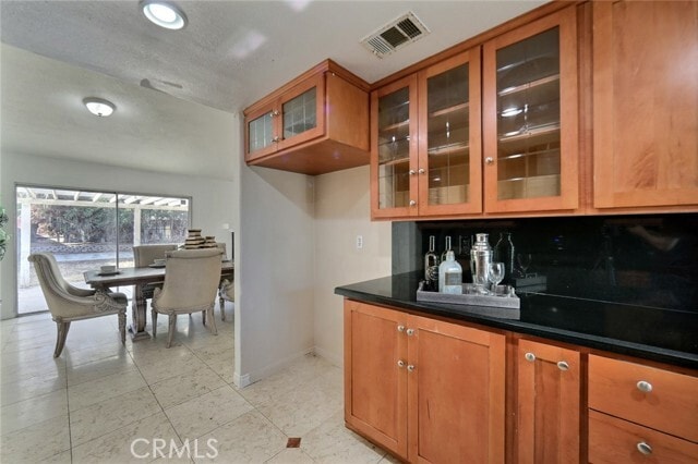 Building Photo - 25252 Delphinium Ave