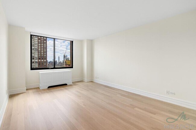 Building Photo - 2 bedroom in New York NY 10023