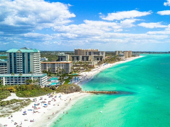 Building Photo - 5001 Baraldi Cir