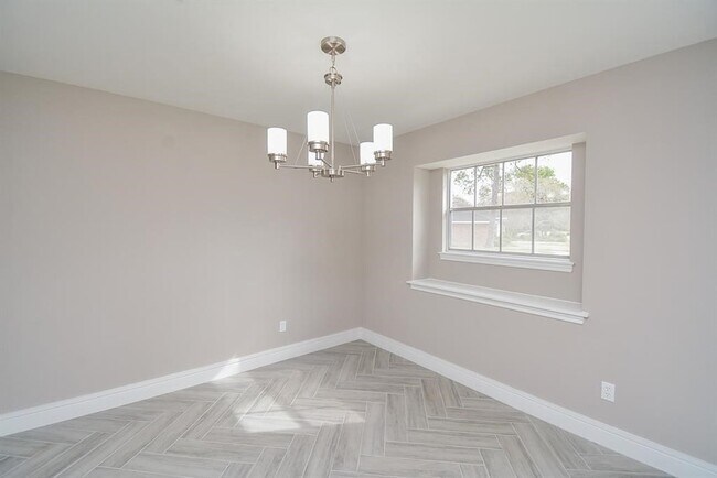Building Photo - 8518 Braesview Ln