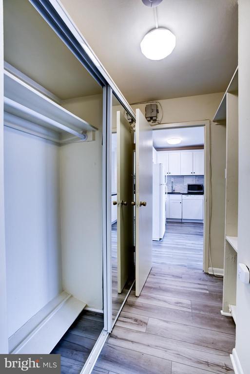 Building Photo - 950 25th St NW