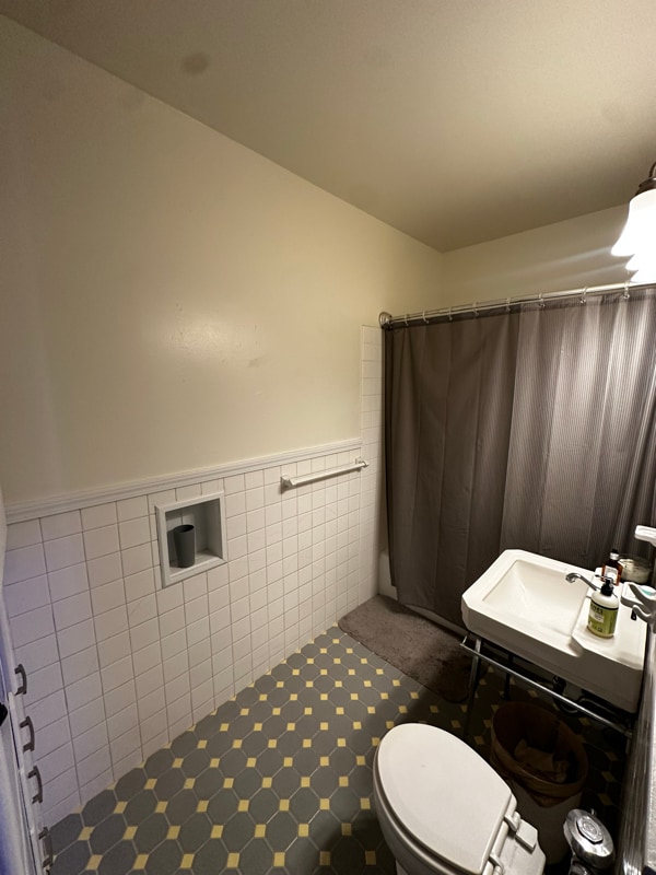 Building Photo - 1260 N Prospect Ave