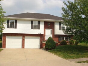 Building Photo - 1904 Mayberry Dr