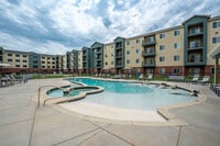 Building Photo - Crescent Falls
