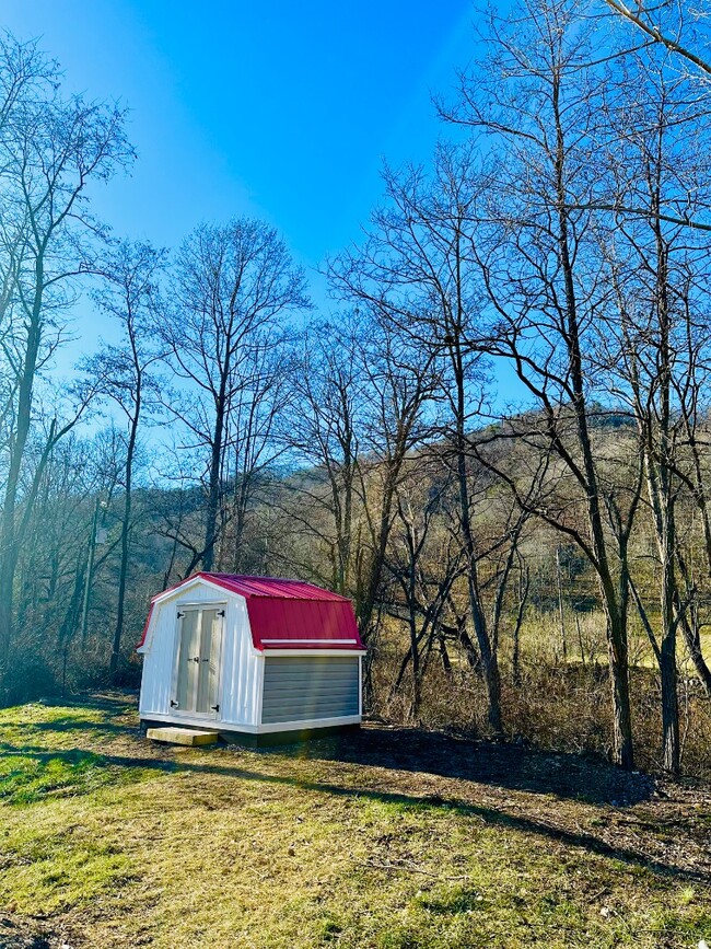 Building Photo - 19557 Brocks Gap Rd