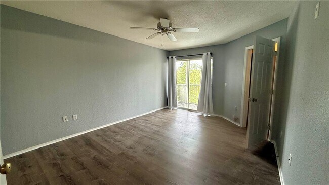 Building Photo - 850 S Tamiami Trl