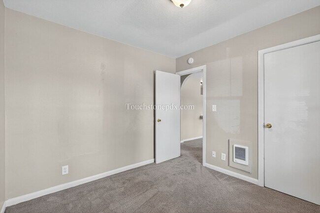 Building Photo - Brentwood-Darlington 2BD|1BA Apartment