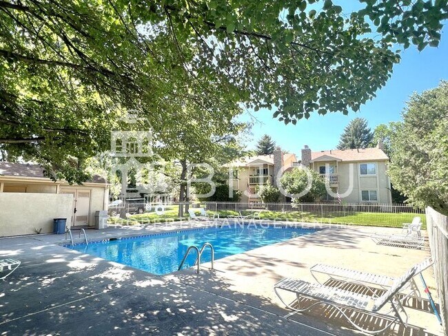 Building Photo - 844 Tenderfoot Hill Rd