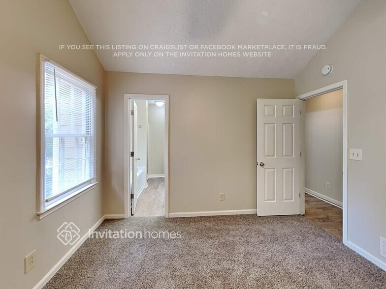 Building Photo - 1610 Windy Hill Pl SE