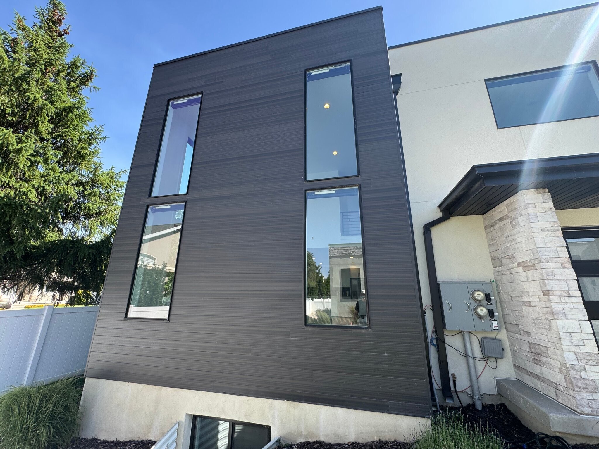 Building Photo - 457 Greenwood Ave