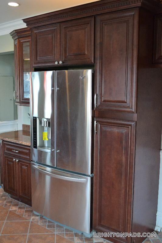 Building Photo - 127 Nonantum St