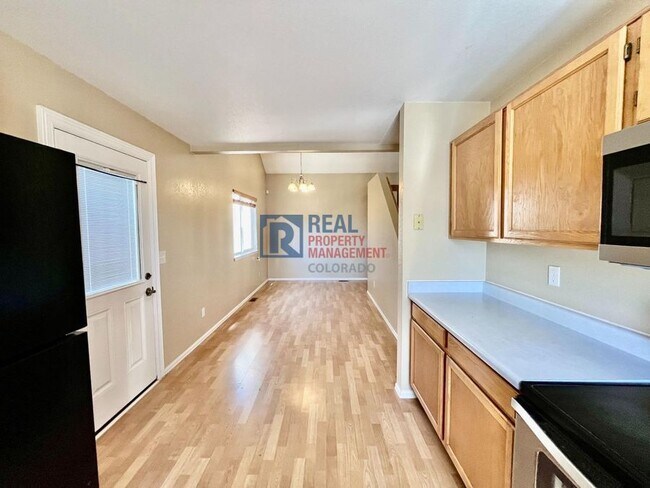 Building Photo - 12200 Monaco Dr