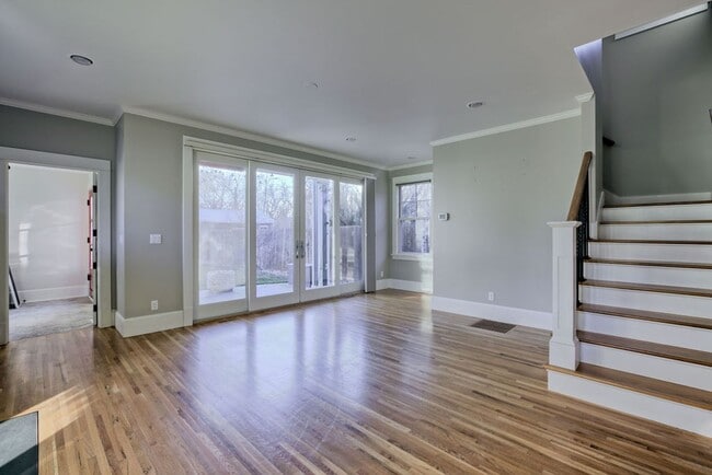Building Photo - Exceptional 3 Bedroom Home with office & detached flex space