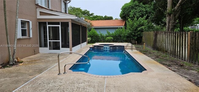 Building Photo - 4020 Sabal Lakes Rd