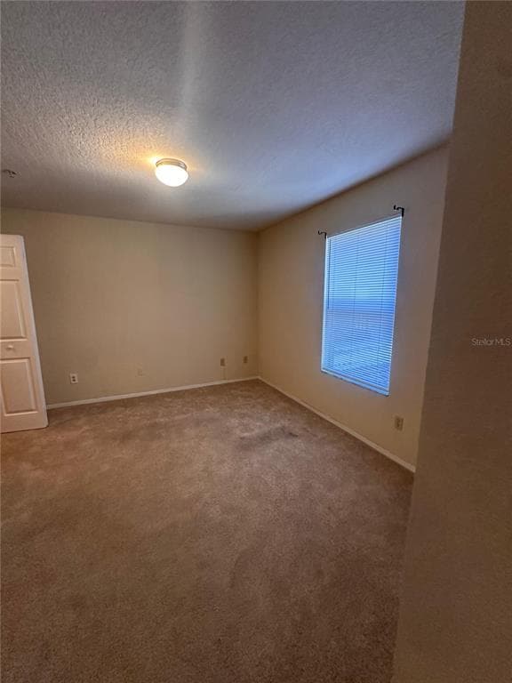 Building Photo - 820 Camargo Way