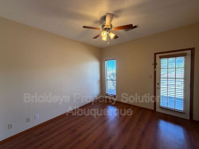 Building Photo - 7281 Spruce Mountain Loop NE