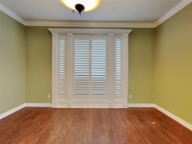 Building Photo - 1306 Silverleaf Dr