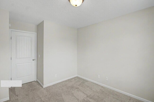 Building Photo - 16 Cassels Ct