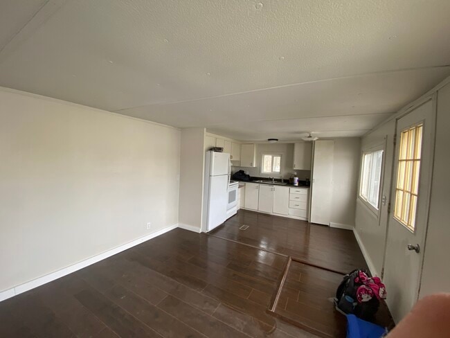 Building Photo - Unit #3-Millborne Rd.