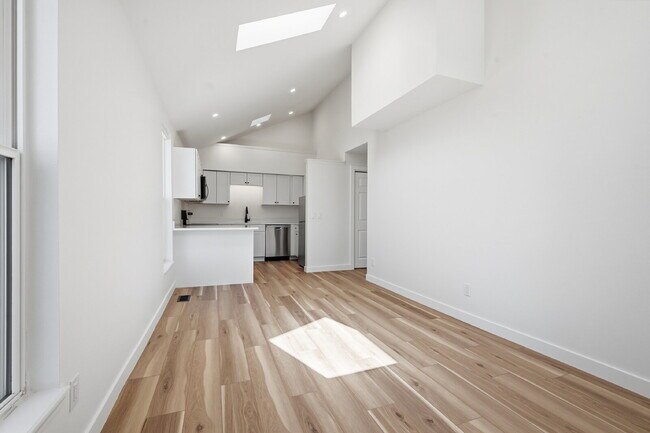 Building Photo - $1,740.95, 2- Beds - 1 Bath, Condo in Wheat Ridge with Washer and Dryer