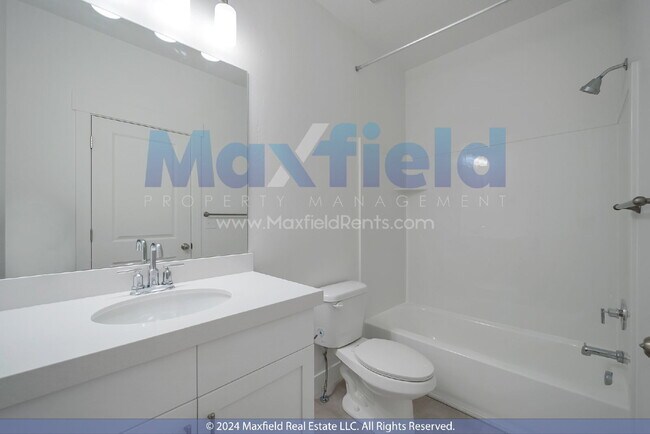 Building Photo - Interior New Townhouse - 3BD 3BA 2GA